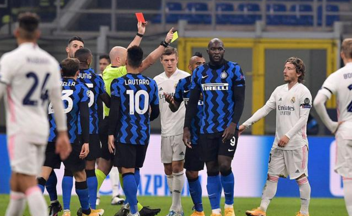  AC米兰锋线全面开花，大胜对手巩固欧战资格希望  