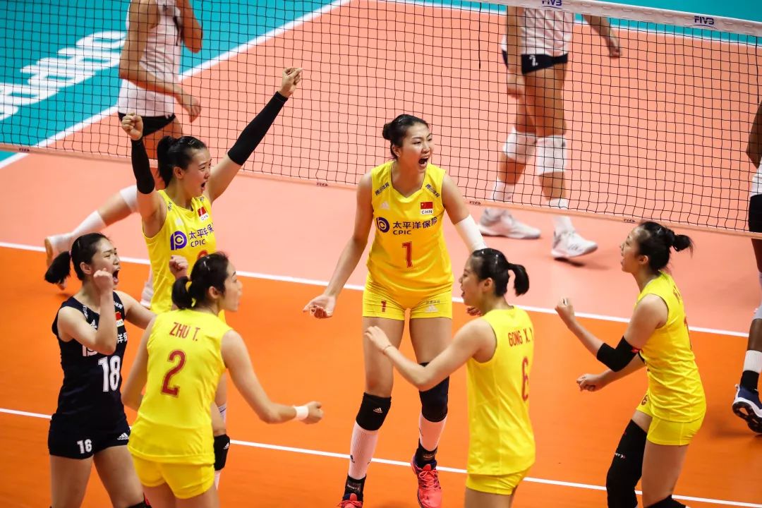  利物浦三球大胜曼联延续争冠强劲势头