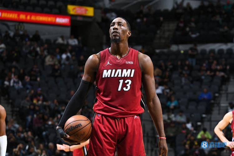  阿德巴约统治禁区热火防守制胜击败活塞队